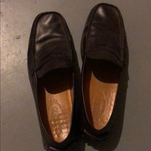 Tod’s Men’s UK 9 (US 10) penny loafers